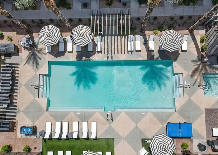 Cozysuites - Westgate With Pool 17 Apartment